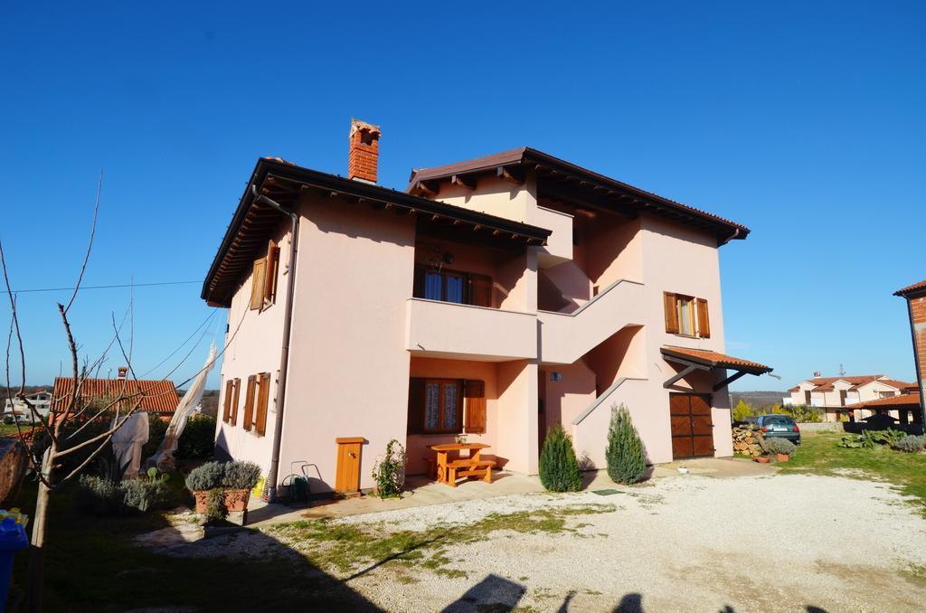 Mon Perin Castrum - Apartman Valentina Bale Rum bild